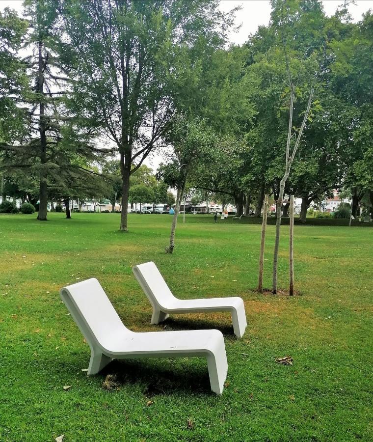Lilac Homestay セトゥーバル エクステリア 写真